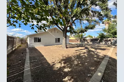 5326 E Meadowood Drive, Stockton, CA 95215 - Photo 26