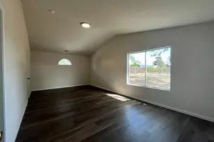 5326 E Meadowood Dr, Stockton, CA 95215 - Photo 16