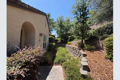 6141 Passiflora Lane, Orangevale, CA 95662 - Photo 2
