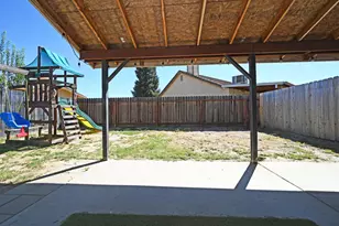 1902 Willert Dr, Turlock, CA 95380 - Photo 30