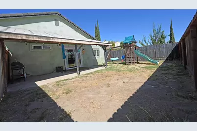 1902 Willert Drive, Turlock, CA 95380 - Photo 32