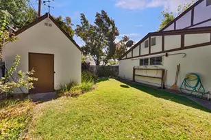 2026 Forrest St, Sacramento, CA 95815 - Photo 42