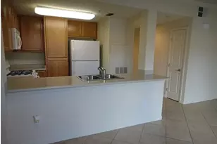 5201 Laguna Oaks Dr, Elk Grove, CA 95758 - Photo 8