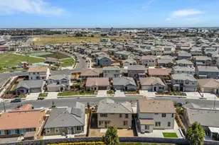 16069 Mavericks Ln, Lathrop, CA 95330 - Photo 28