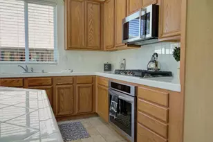 660 Bramblewood Ave, Lathrop, CA 95330 - Photo 26