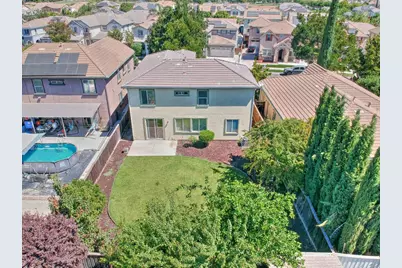 660 Bramblewood Avenue, Lathrop, CA 95330 - Photo 4