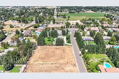 1371 Shady Cove Avenue, Atwater, CA 95301 - Photo 2