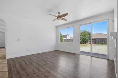 1241 Calypso Ranch Drive, Plumas Lake, CA 95961 - Photo 6