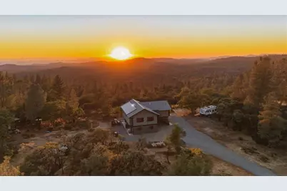 16875 Wolf Mountain Road, Grass Valley, CA 95949 - Photo 2