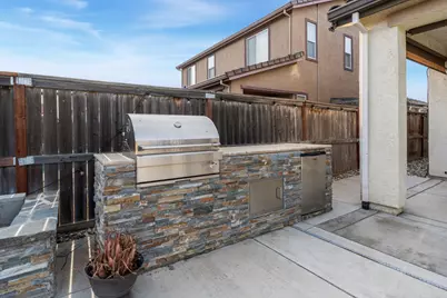 4869 S Ammolite Way, Elk Grove, CA 95757 - Photo 30