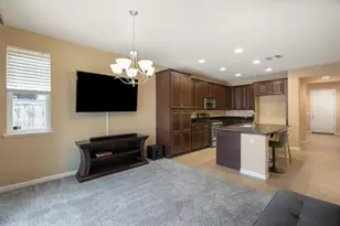 4869 S Ammolite Way, Elk Grove, CA 95757 - Photo 6