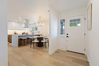 8949 Plaza Park Drive, Elk Grove, CA 95624 - Photo 10