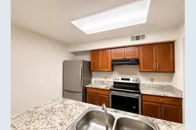 700 Del Verde Circle #5, Sacramento, CA 95833 - Photo 6