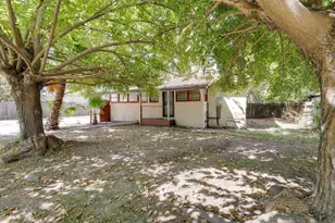 3128 Clay St, Sacramento, CA 95815 - Photo 32