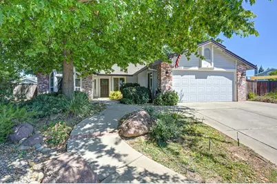 9311 Trenary Court, Elk Grove, CA 95624 - Photo 2