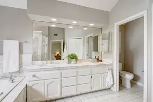 7713 S Cove Dr, Sacramento, CA 95831 - Photo 34