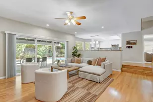 7713 S Cove Dr, Sacramento, CA 95831 - Photo 22