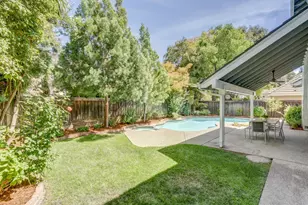 7713 S Cove Dr, Sacramento, CA 95831 - Photo 44