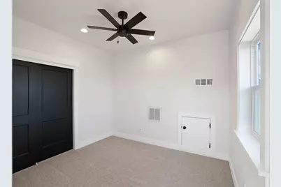 21379 N Mann Road, Acampo, CA 95220 - Photo 32