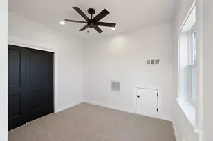 21379 N Mann Rd, Acampo, CA 95220 - Photo 32