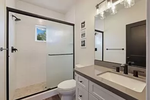 21379 N Mann Rd, Acampo, CA 95220 - Photo 24