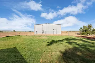 21379 N Mann Rd, Acampo, CA 95220 - Photo 44