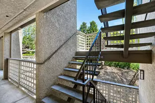 699 Dartmore Ln, Hayward, CA 94544 - Photo 4