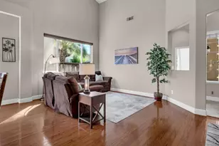 9489 Rossport Way, Elk Grove, CA 95624 - Photo 4