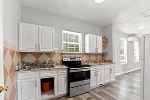 1127 N F St, Stockton, CA 95205 - Photo 16