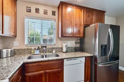 5391 Standish Road, Sacramento, CA 95820 - Photo 14