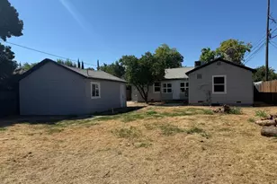 1405 E 22nd St, Merced, CA 95340 - Photo 8
