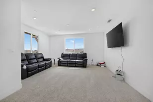 6976 Albatross Dr, Stockton, CA 95219 - Photo 34