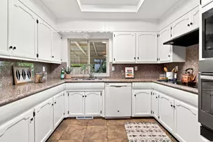 625 Bounty Pl, Manteca, CA 95337 - Photo 16