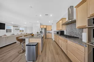 5048 Asteroid Wy, Roseville, CA 95747 - Photo 10