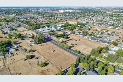 8016 Stevenson Avenue, Sacramento, CA 95828 - Photo 10