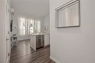 450 Tailoff Ln, Sacramento, CA 95818 - Photo 8