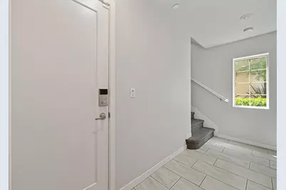 450 Tailoff Lane, Sacramento, CA 95818 - Photo 4