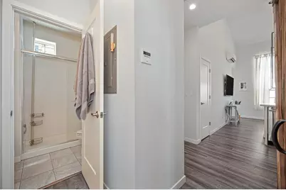 450 Tailoff Lane, Sacramento, CA 95818 - Photo 22