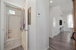 450 Tailoff Ln, Sacramento, CA 95818 - Photo 22