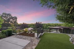 13913 Bluff Dr, Lockeford, CA 95237 - Photo 8