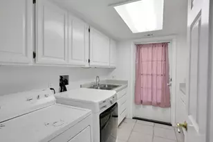 1040 Copper Park Ln, Modesto, CA 95355 - Photo 12