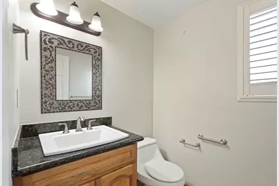 152 Redwood Avenue, Tracy, CA 95376 - Photo 22