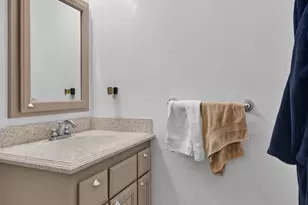 4724 Courtland Ln, Carmichael, CA 95608 - Photo 28