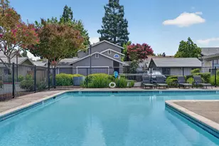 4724 Courtland Ln, Carmichael, CA 95608 - Photo 4