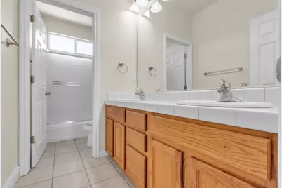 9569 Hickory Rail Way, Elk Grove, CA 95624 - Photo 16