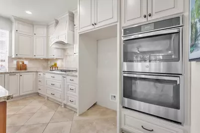 9569 Hickory Rail Way, Elk Grove, CA 95624 - Photo 8