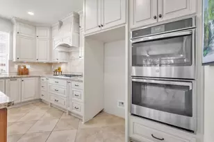 9569 Hickory Rail Way, Elk Grove, CA 95624 - Photo 8