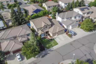 9569 Hickory Rail Way, Elk Grove, CA 95624 - Photo 32