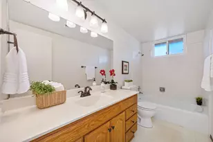 5241 Ridgegate Way, Fair Oaks, CA 95628 - Photo 30