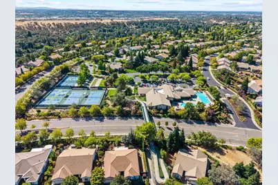 4145 Tahoe Vista Drive, Rocklin, CA 95765 - Photo 32